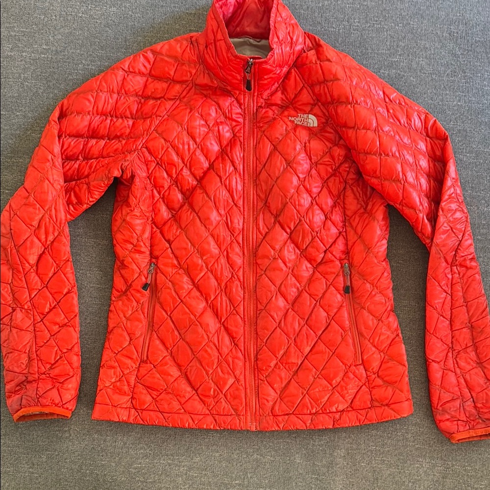 The North Face Orange Puffer Jacket Lightweight Quilted Design
